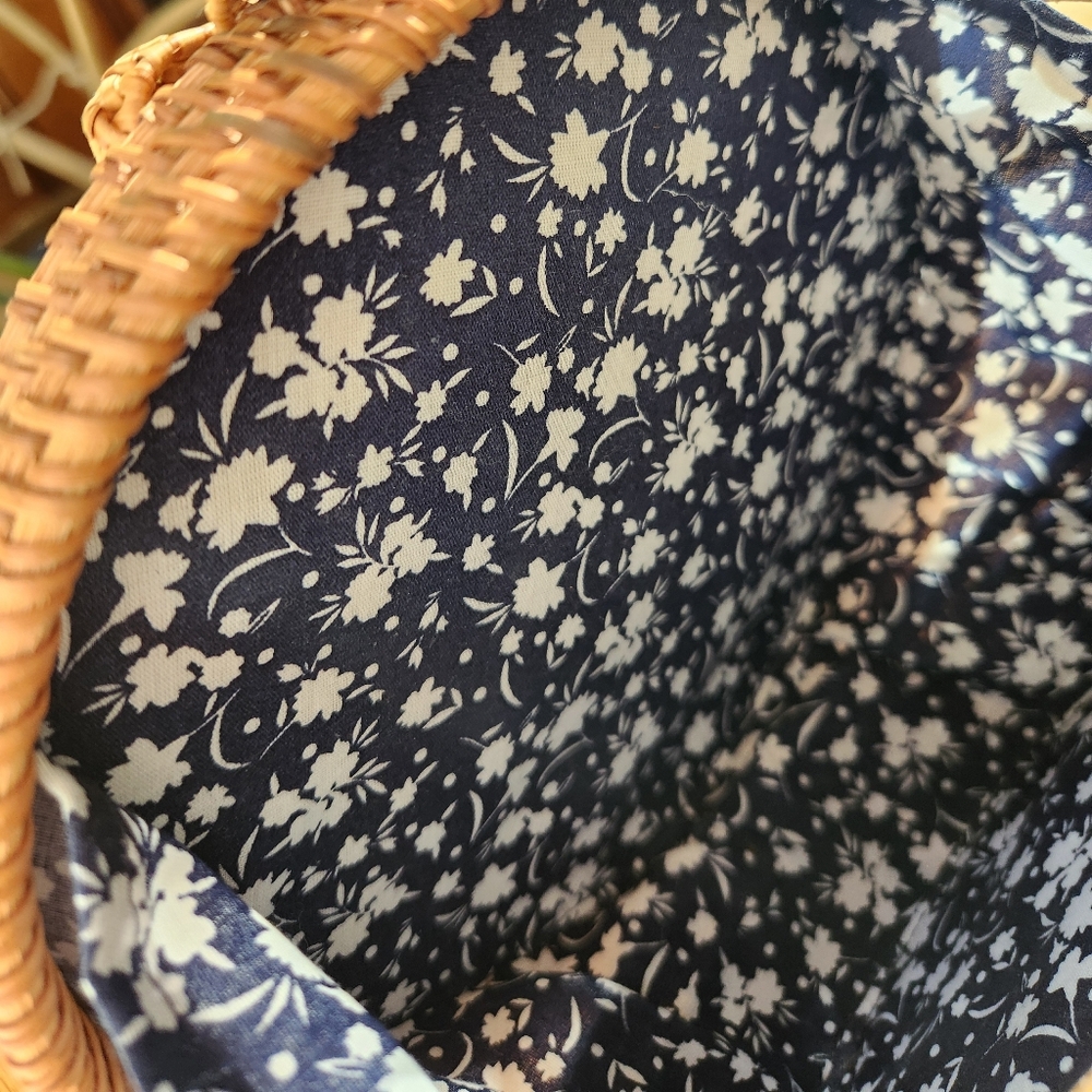 Round Woven Rattan Bag - Picture 7 of 7